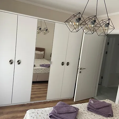 M&m Center With Free Parking Apartamento