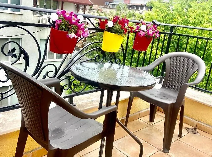 M&m Center With Free Parking Apartament *