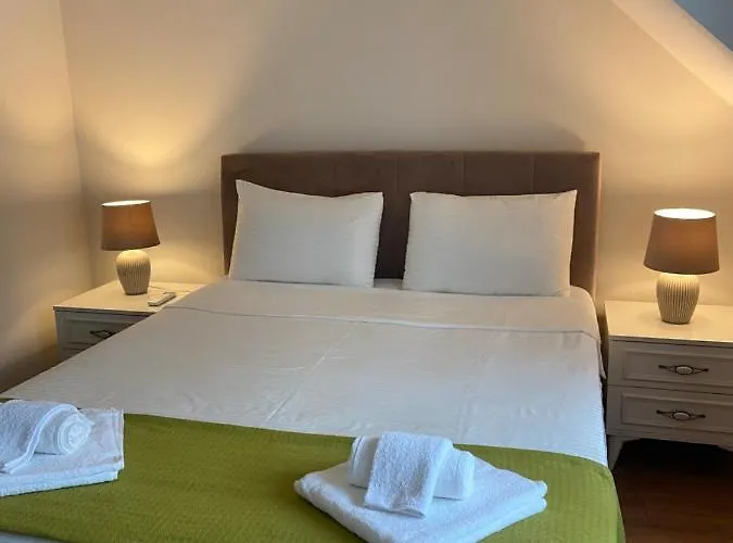 M&m Center With Free Parking Apartament *