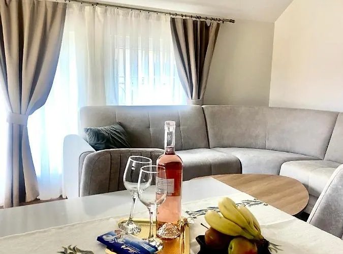 M&m Center With Free Parking Пловдив